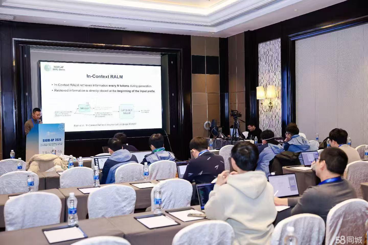 导演王晶短剧公司落地河南称今年要拍100部精品(图1)